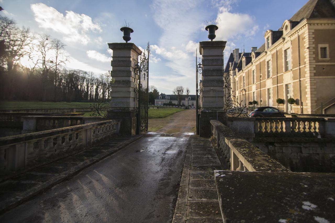Chateau De Jalesnes Vernantes Esterno foto